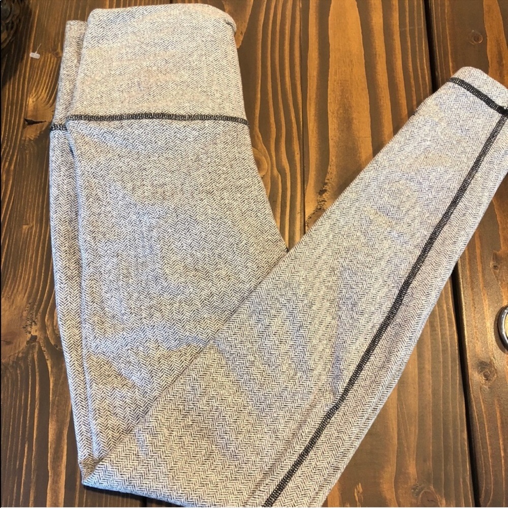Rare LULU leggings